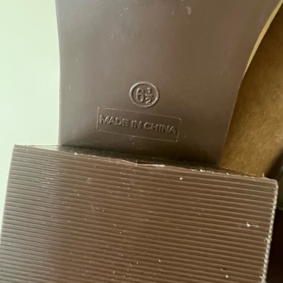 Sold✨ALMOST FREE✨ - Picture 3 of 4